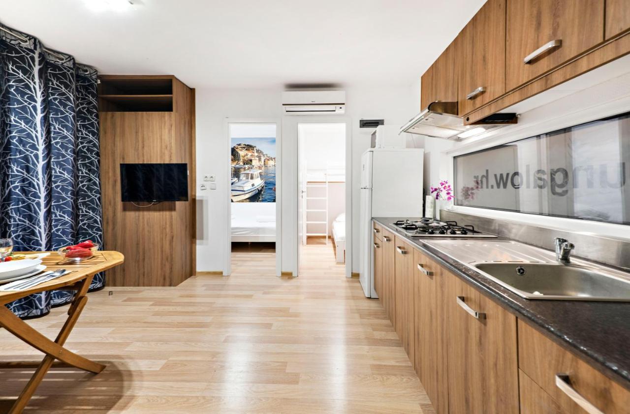 Mediteran Travel Mobile Homes Solaris Brodarica  Εξωτερικό φωτογραφία