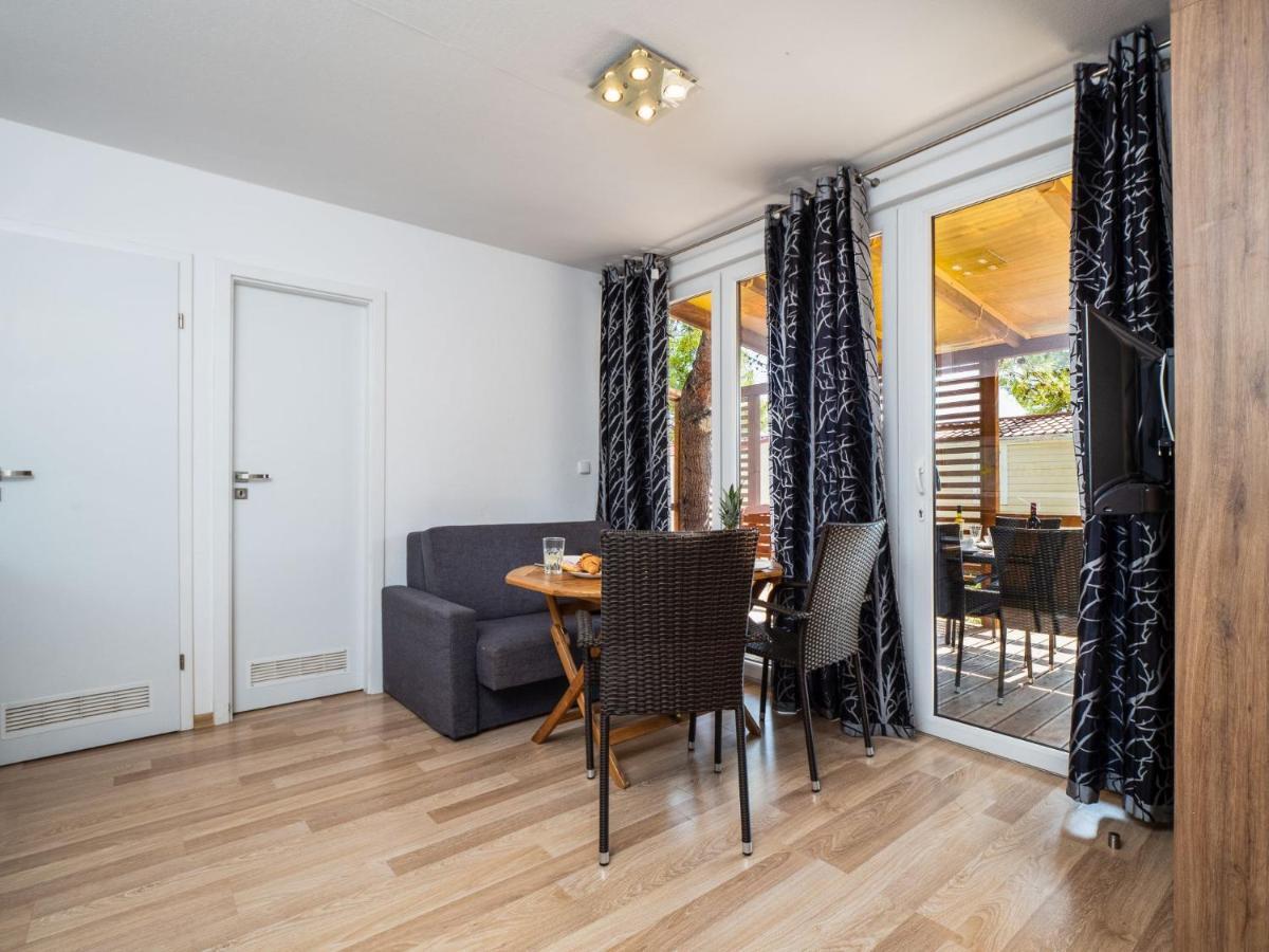 Mediteran Travel Mobile Homes Solaris Brodarica  Εξωτερικό φωτογραφία